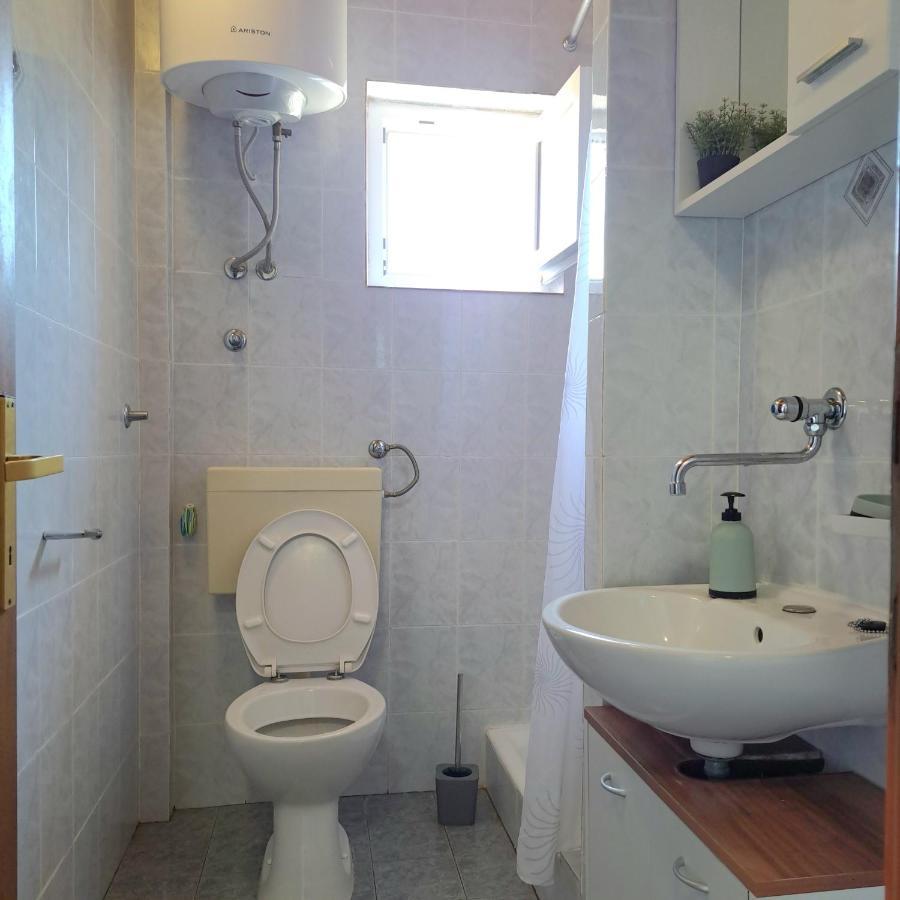 Open Sea Apartmani Grebastica Exterior photo