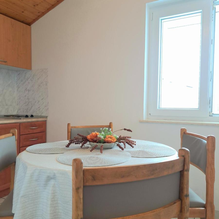 Open Sea Apartmani Grebastica Exterior photo