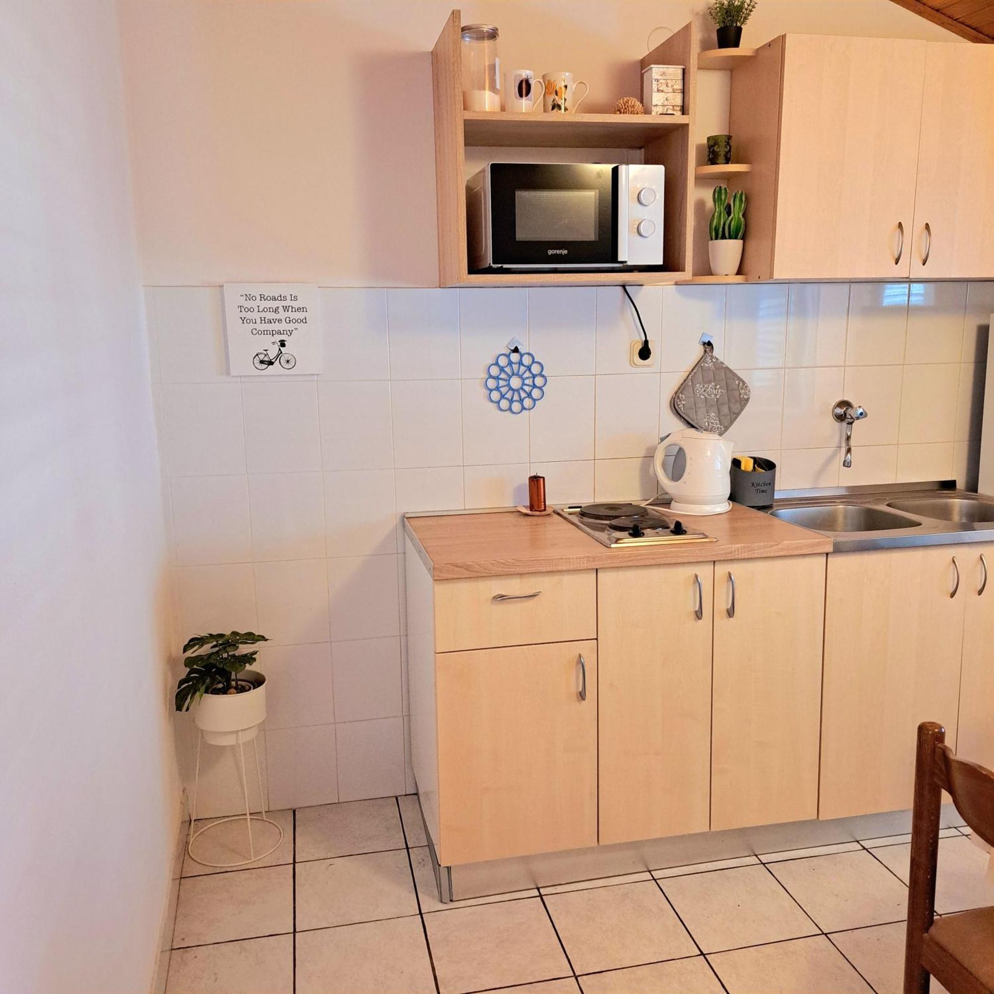 Open Sea Apartmani Grebastica Exterior photo